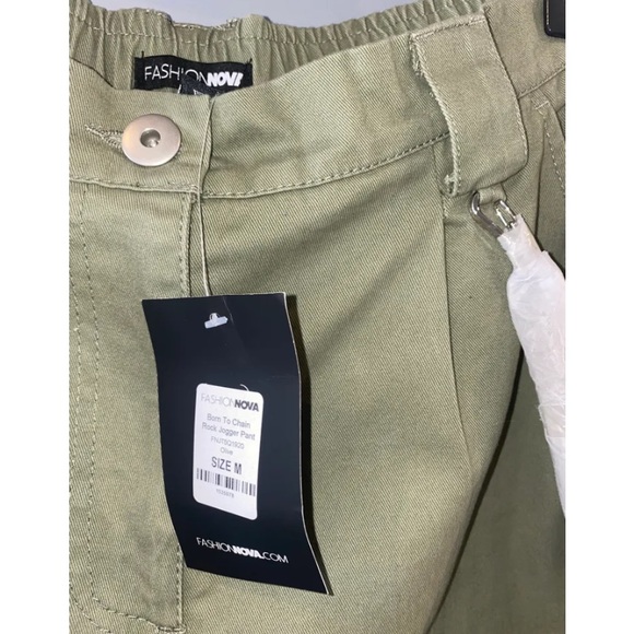 FASHION NOVA PANTS - Picture 2 of 3